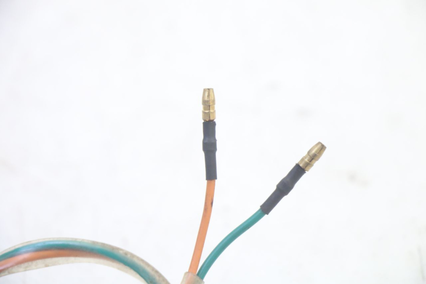 photo de CLIGNOTANT AVANT GAUCHE SYM CROX 4T 50 (2016 - 2023) - État de surface