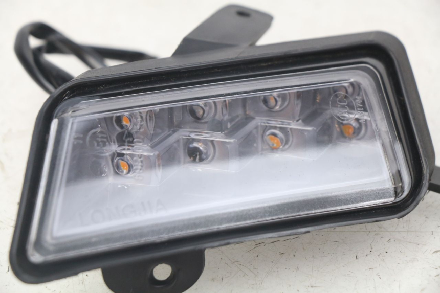 photo de CLIGNOTANT AVANT GAUCHE NECO GPX 4T 50 (2018 - 2022)