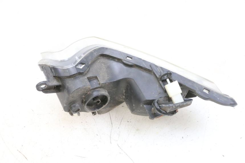 photo de CLIGNOTANT AVANT GAUCHE SYM GTS EVO 125 (2009 - 2013) - Marquages et références