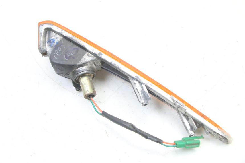 photo de CLIGNOTANT AVANT GAUCHE HONDA SCV LEAD 100 (2003 - 2007)