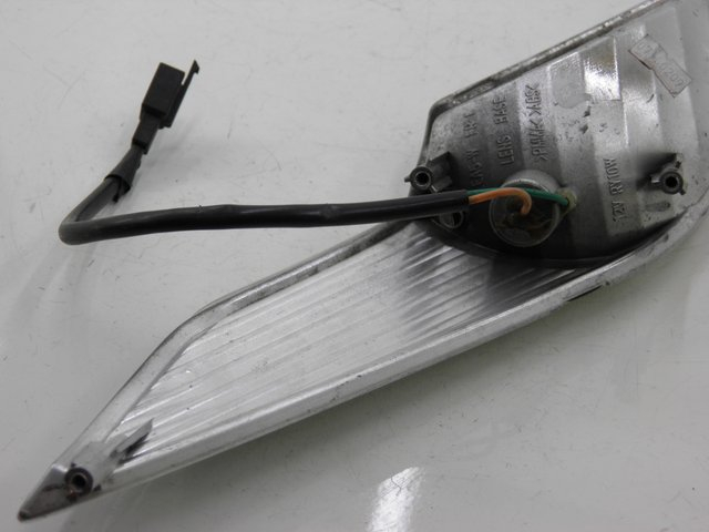 photo de CLIGNOTANT AVANT GAUCHE KYMCO DINK 4T 50 (2007 - 2018)