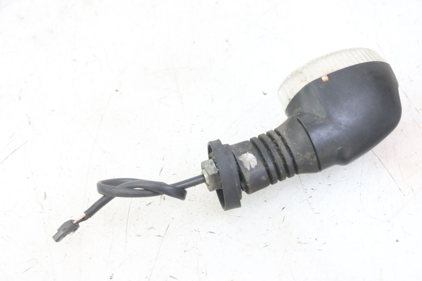 photo de CLIGNOTANT AVANT GAUCHE PIAGGIO MP3 LT 300 (2010 - 2016)