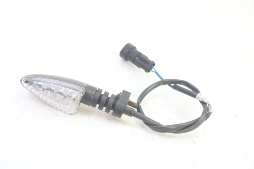 photo de CLIGNOTANT AVANT GAUCHE LIGIER PULSE 3 1 (2014 - 2020) - Vue principale