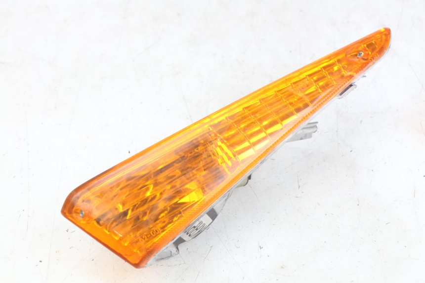 photo de CLIGNOTANT AVANT GAUCHE HONDA SCV LEAD 100 (2003 - 2007)