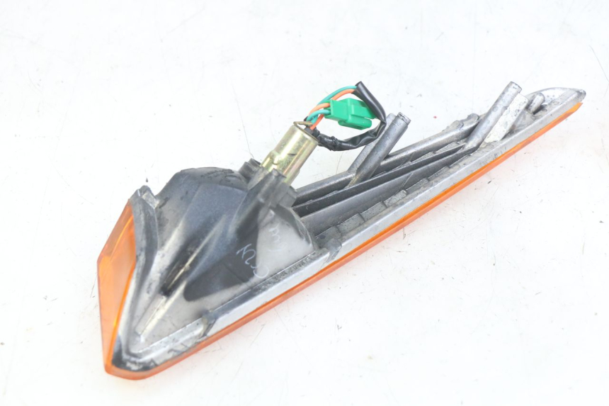 photo de CLIGNOTANT AVANT GAUCHE HONDA SCV LEAD 100 (2003 - 2007)