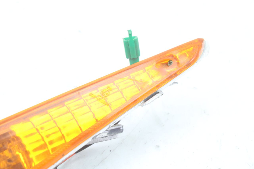 photo de CLIGNOTANT AVANT GAUCHE HONDA SCV LEAD 100 (2003 - 2007)