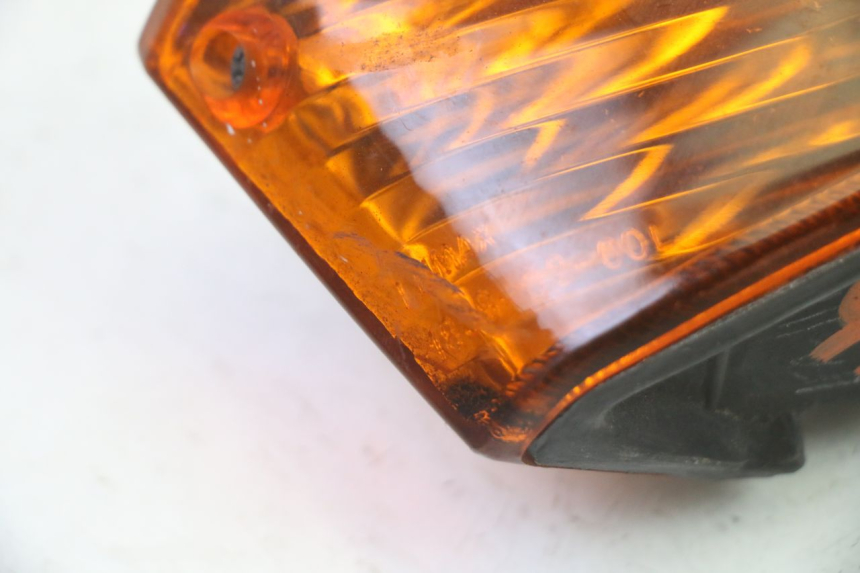 photo de CLIGNOTANT AVANT GAUCHE HONDA SCV LEAD 100 (2003 - 2007)