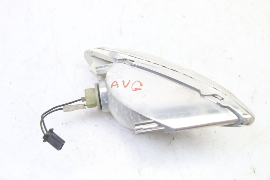photo de CLIGNOTANT AVANT GAUCHE SUZUKI UH BURGMAN 125 (2002 - 2006)