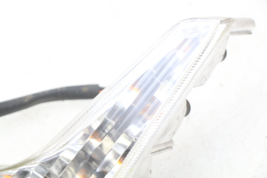 photo de CLIGNOTANT AVANT GAUCHE PEUGEOT VIVACITY NEW 4T 50 (2008 - 2017)