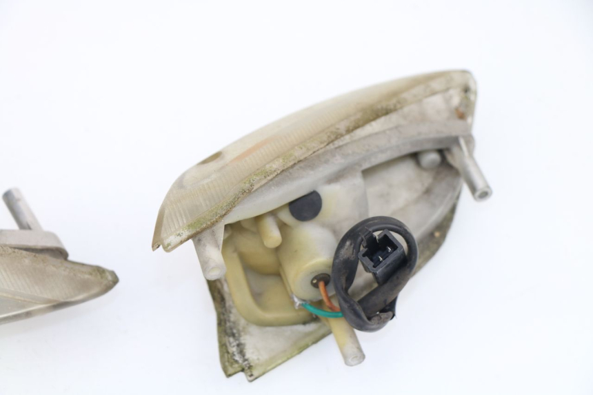 photo de CLIGNOTANT AVANT KYMCO AGILITY RS 4T 50 (2009 - 2013)