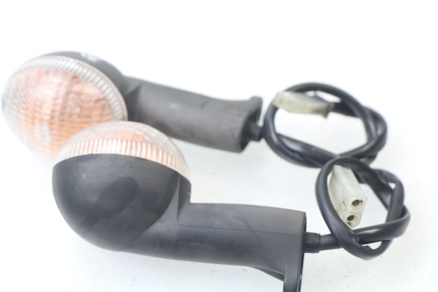 photo de CLIGNOTANT AVANT PEUGEOT LUDIX 50 (2008 - 2017)