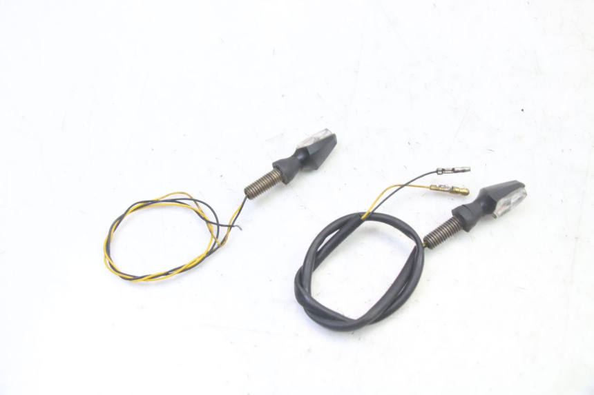 photo de CLIGNOTANT AVANT SUZUKI SV S 650 (2003 - 2009)