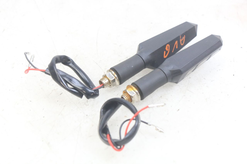 photo de CLIGNOTANT AVANT MOTRAC URBAN 4T 50 (2016 - 2024)