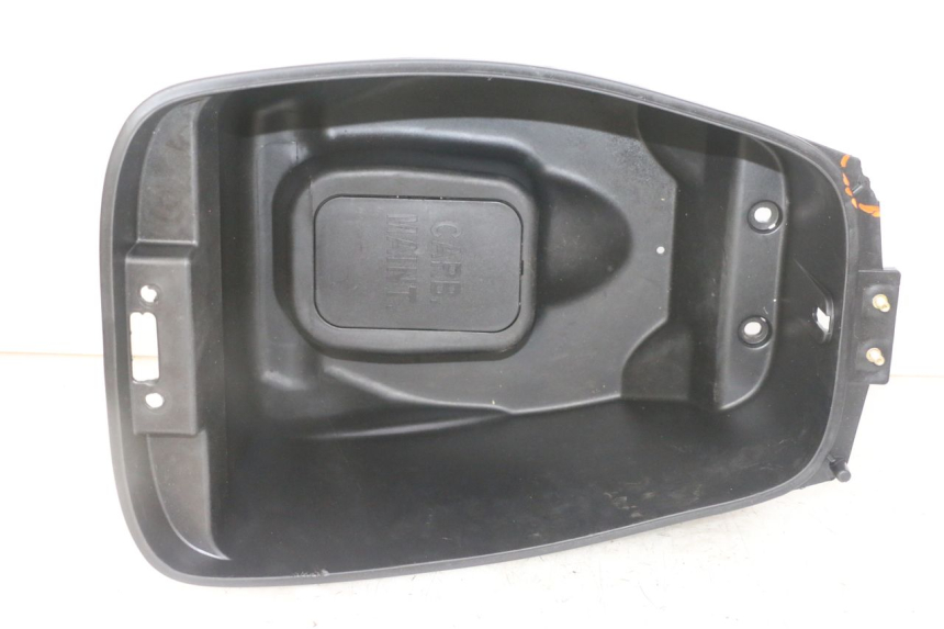 photo de COFFRE SELLE KYMCO AGILITY 4T 50 (2005 - 2018)
