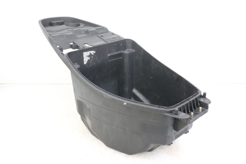 photo de COFFRE SELLE KYMCO AGILITY RS 4T 50 (2009 - 2013)