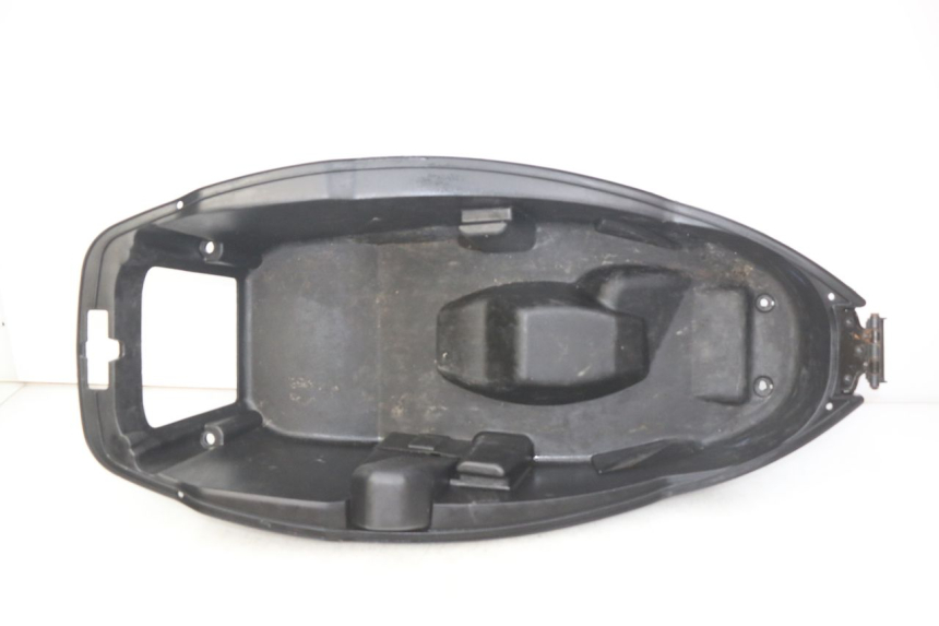 photo de COFFRE SELLE PEUGEOT CITYSTAR 2T 50 (2018 - 2021) - Vue principale