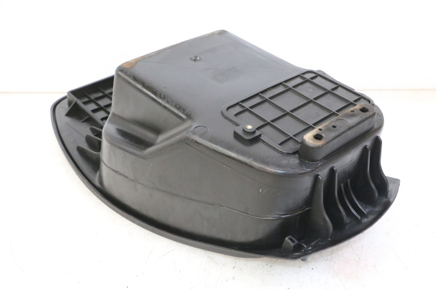 photo de COFFRE SELLE DAELIM BESBI 125 (2007 - 2008)