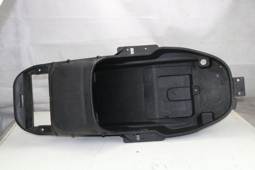 photo de COFFRE SELLE DAELIM S2 FI 125 (2008 - 2017)