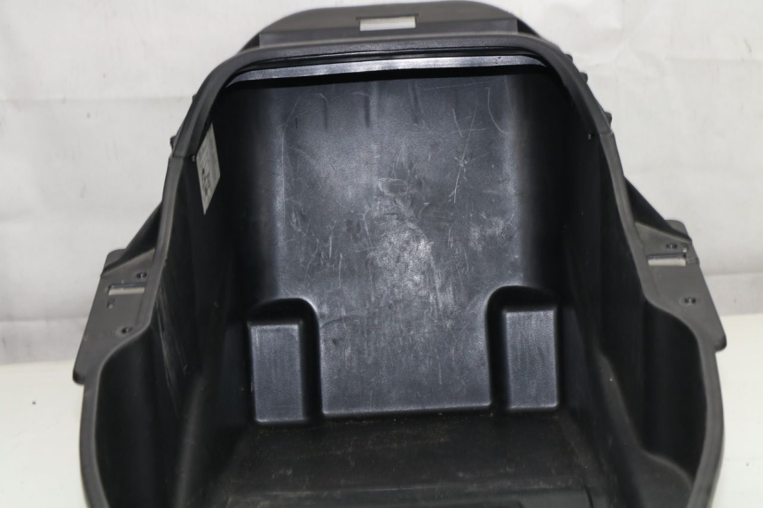 photo de COFFRE SELLE DAELIM S2 FI 125 (2008 - 2017)