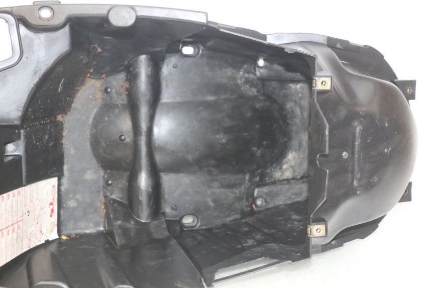 photo de COFFRE SELLE PEUGEOT ELYSEO 125 (1999 - 2004)