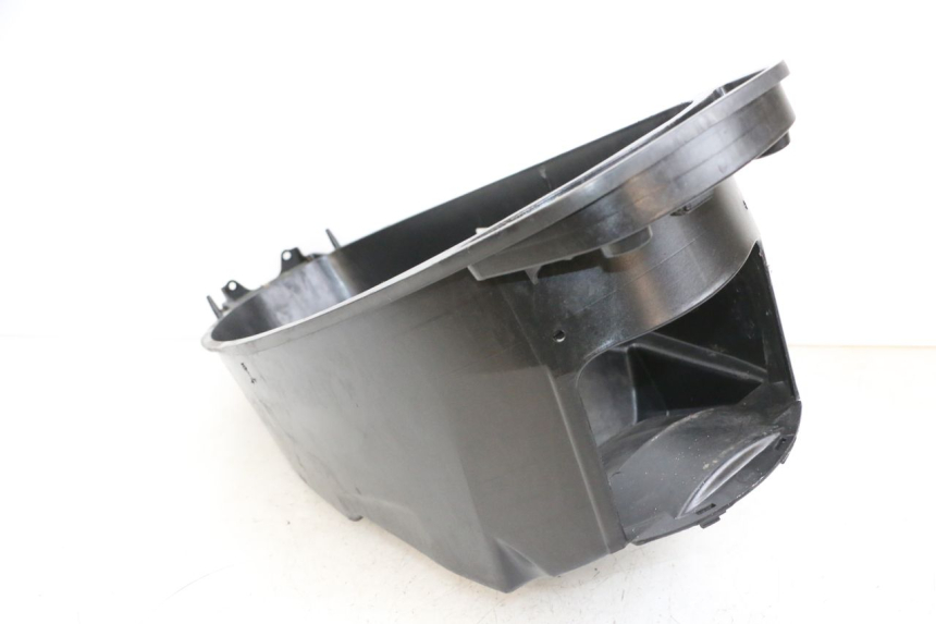 photo de COFFRE SELLE MBK FLAME X 125 (2007 - 2016) - Points de fixation