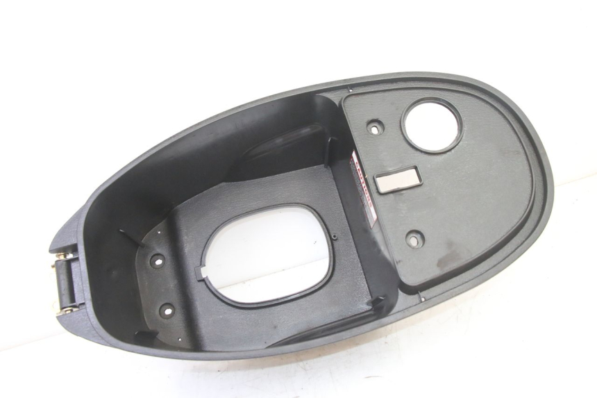 photo de COFFRE SELLE VENESI FLY RETRO 4T 50 (2020 - 2025)