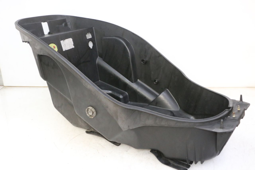 photo de COFFRE SELLE KYMCO GRAND DINK 125 (2002 - 2007)