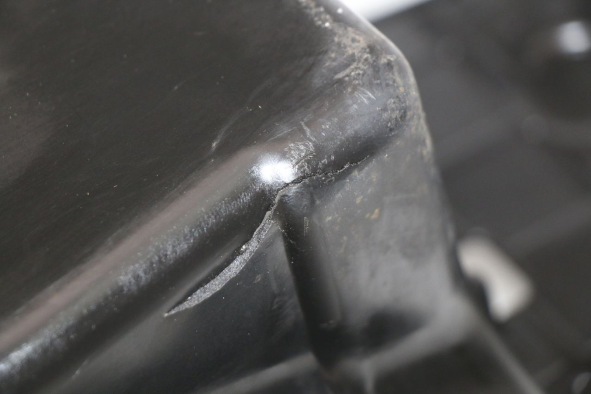 photo de COFFRE SELLE HONDA NES AROBASE 125 (2000 - 2003)