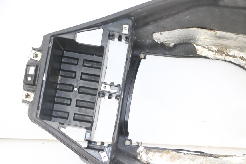 photo de COFFRE SELLE PIAGGIO IE MP3 YOURBAN 300 (2011 - 2016)
