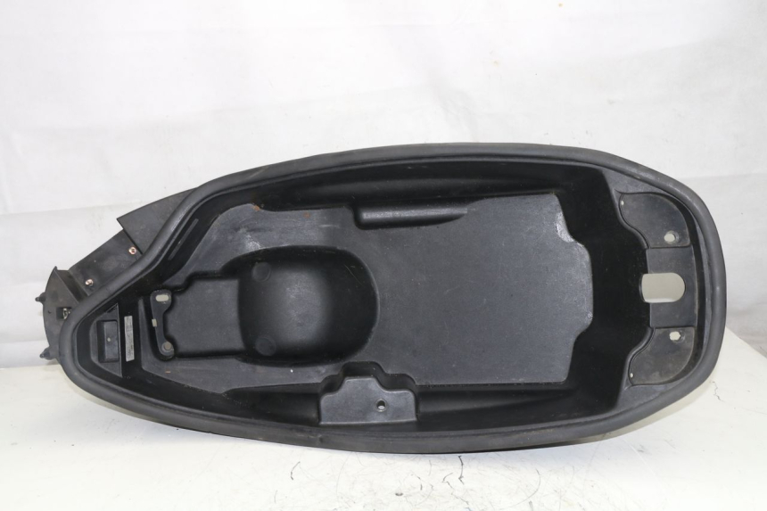 photo de COFFRE SELLE SYM JOYRIDE 125 (2002 - 2009)