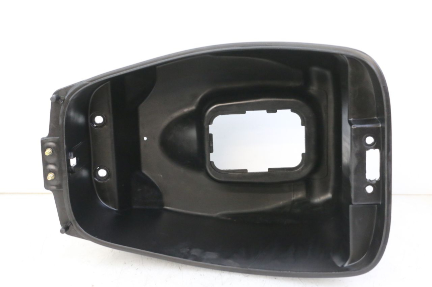 photo de COFFRE SELLE KYMCO AGILITY 4T 50 (2018 - 2022)