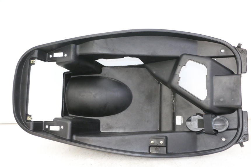 photo de COFFRE SELLE KYMCO XCITING 500 (2007 - 2010)
