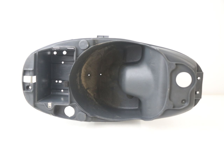 photo de COFFRE SELLE PIAGGIO LIBERTY 125 (2009 - 2013)