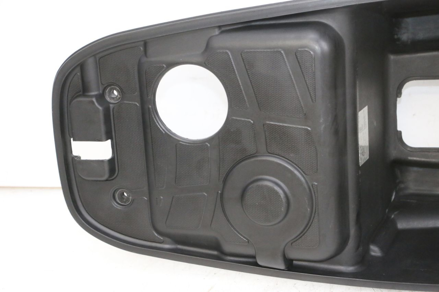 photo de COFFRE SELLE KYMCO LIKE 125 (2009 - 2016) - Marquages et références