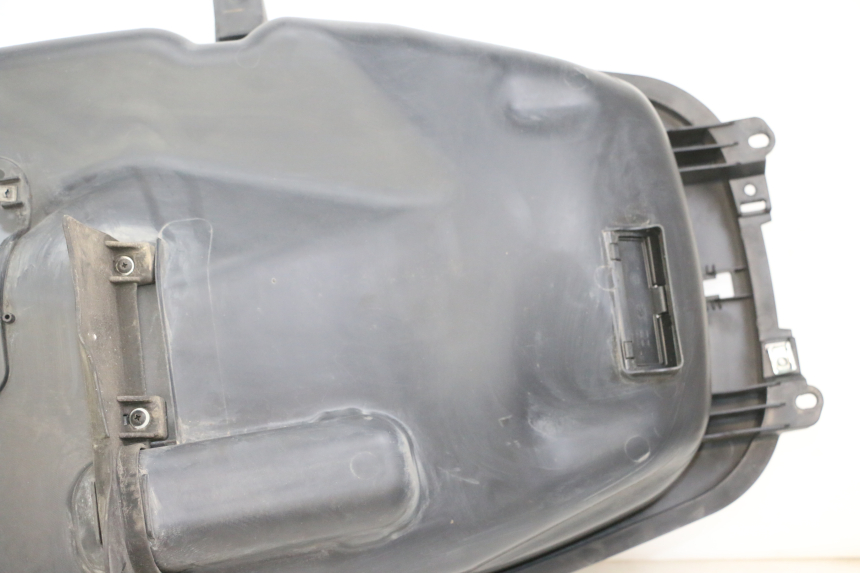 photo de COFFRE SELLE PIAGGIO MP3 500 (2014 - 2016)