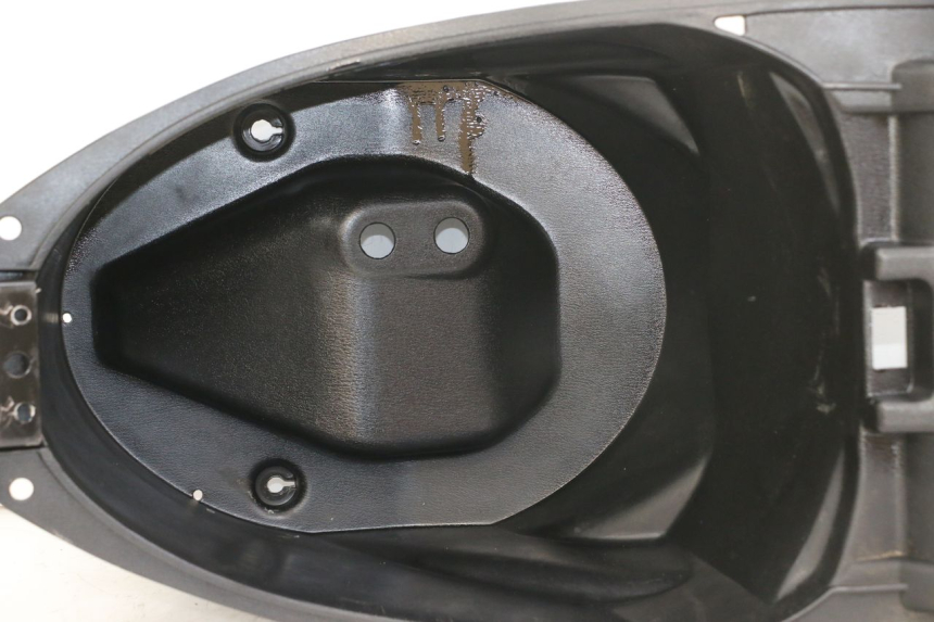 photo de COFFRE SELLE PEUGEOT BELVILLE 125 (2017 - 2021)