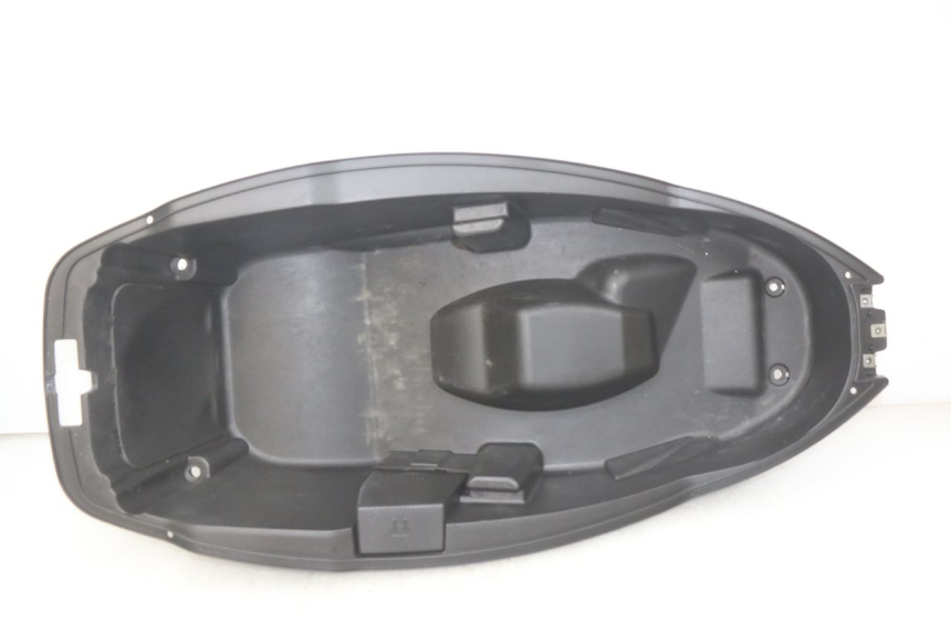 photo de COFFRE SELLE PEUGEOT CITYSTAR 125 (2011 - 2017)