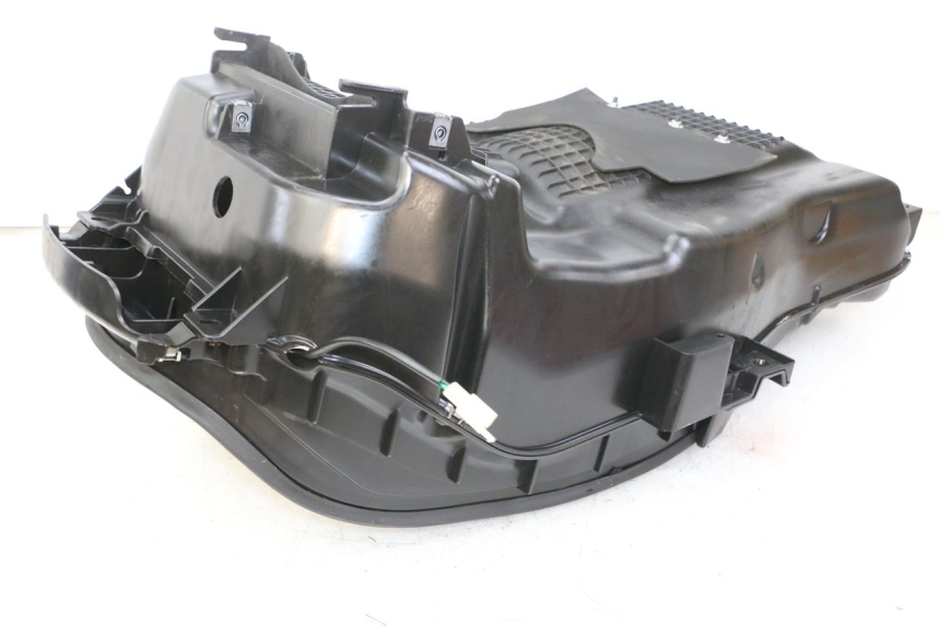 photo de COFFRE SELLE PEUGEOT SATELIS 125 (2013 - 2018)