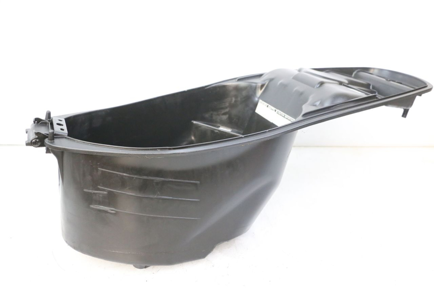 photo de COFFRE SELLE PEUGEOT TWEET 4T 50 (2023 - 2025)