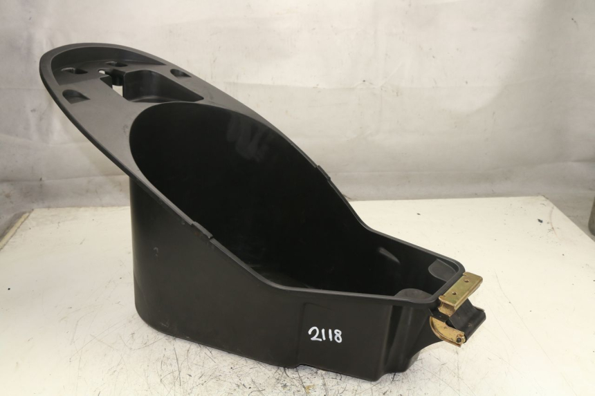 photo de COFFRE SELLE PEUGEOT VIVACITY 125 (2010 - 2017)