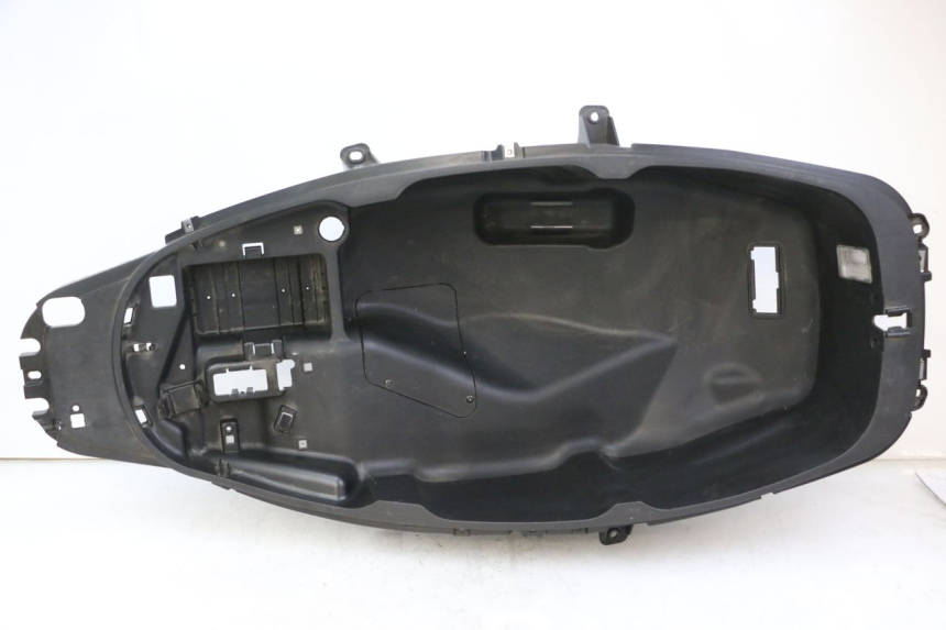 photo de COFFRE SELLE PIAGGIO MP3 500 (2014 - 2016)
