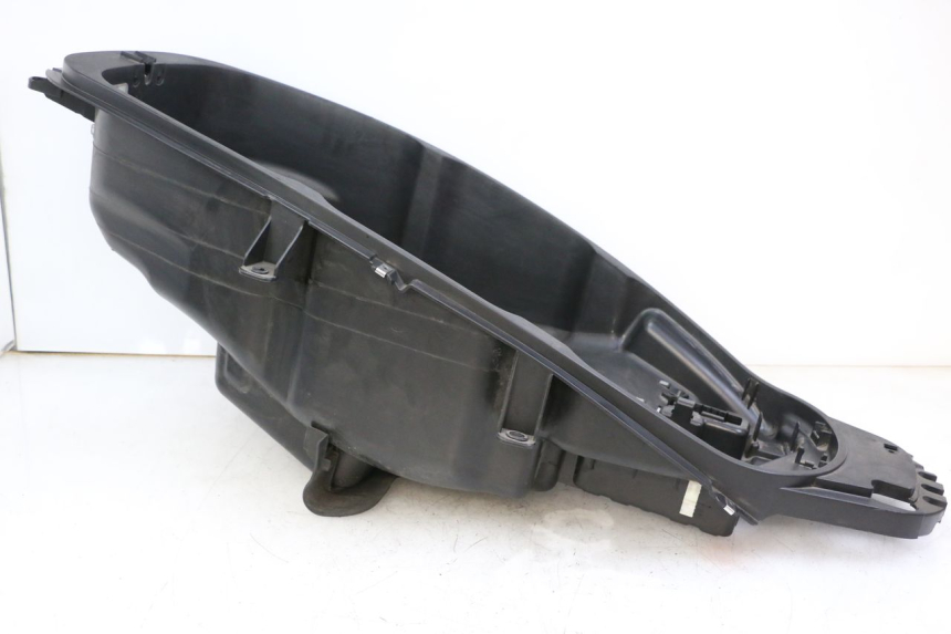 photo de COFFRE SELLE PIAGGIO MP3 500 (2014 - 2016)
