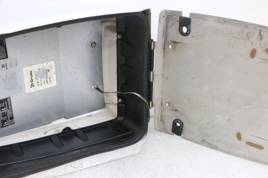 photo de COFFRE SELLE BMW R RT ABS 1200 (2010 - 2014) - Détail de la pièce