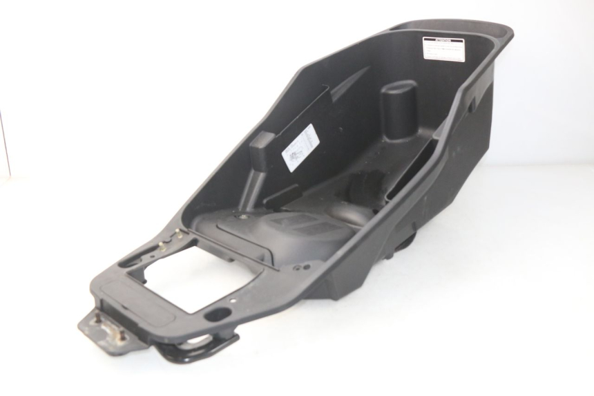 photo de COFFRE SELLE DAELIM S3 125 (2010 - 2017)