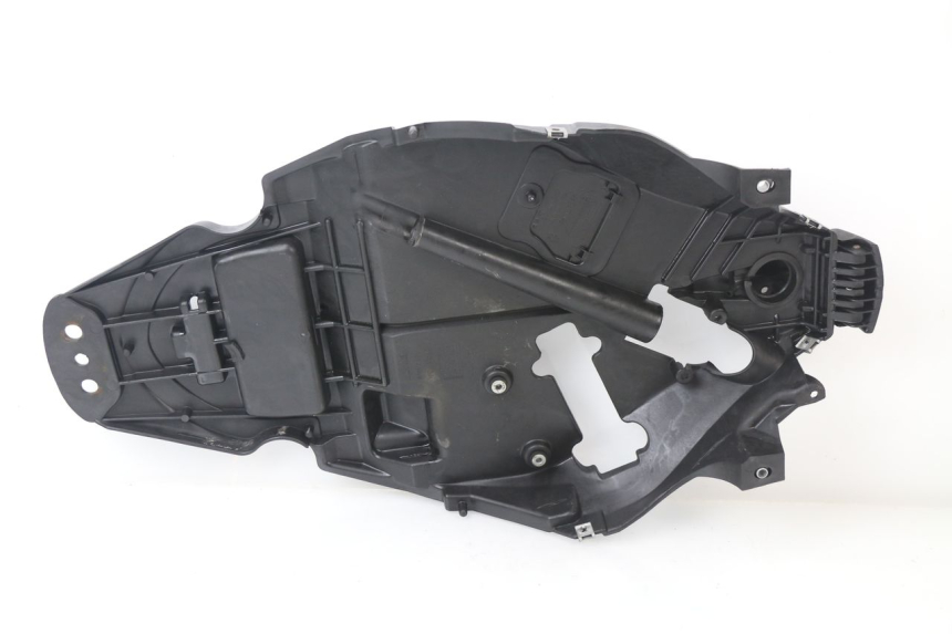 photo de COFFRE SELLE APRILIA SCARABEO GT 125 (1999 - 2007)