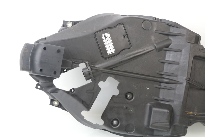 photo de COFFRE SELLE APRILIA SCARABEO GT 125 (1999 - 2007)
