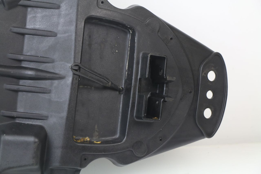 photo de COFFRE SELLE APRILIA SCARABEO GT 125 (1999 - 2007)