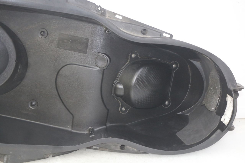 photo de COFFRE SELLE MBK SKYCRUISER 125 (2010 - 2013)