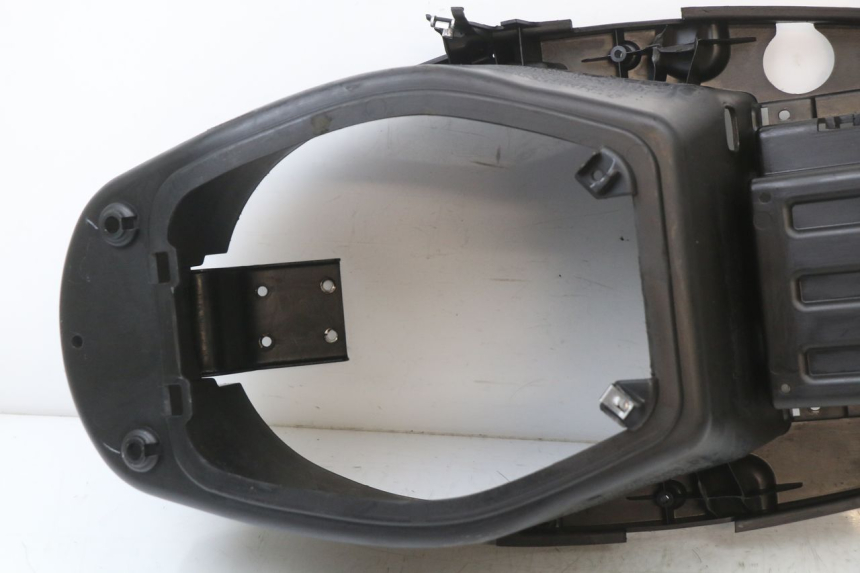 photo de COFFRE SELLE APRILIA SR 2T 50 (2018 - 2022)