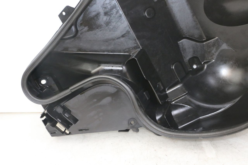 photo de COFFRE SELLE SUZUKI BURGMAN 125 (2018 - 2021)